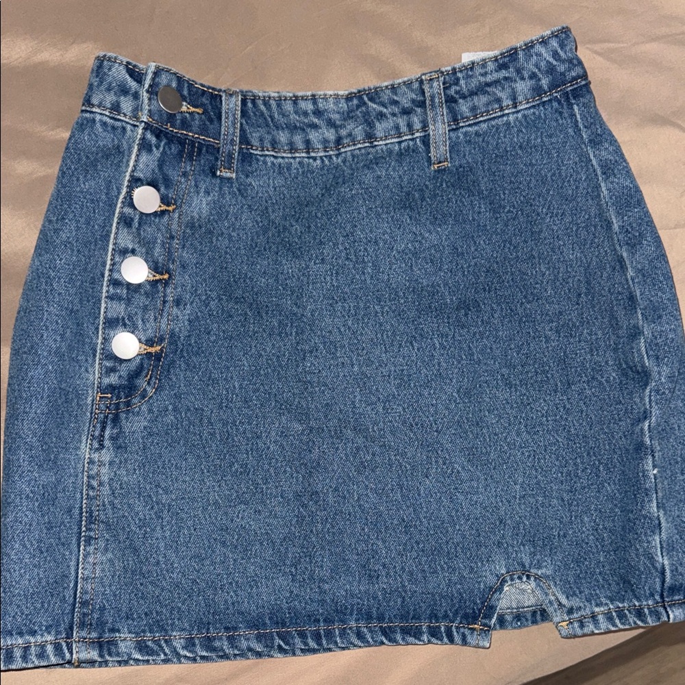 SHEIN Medium Blue Denim Mini Skirt with Side Buttons